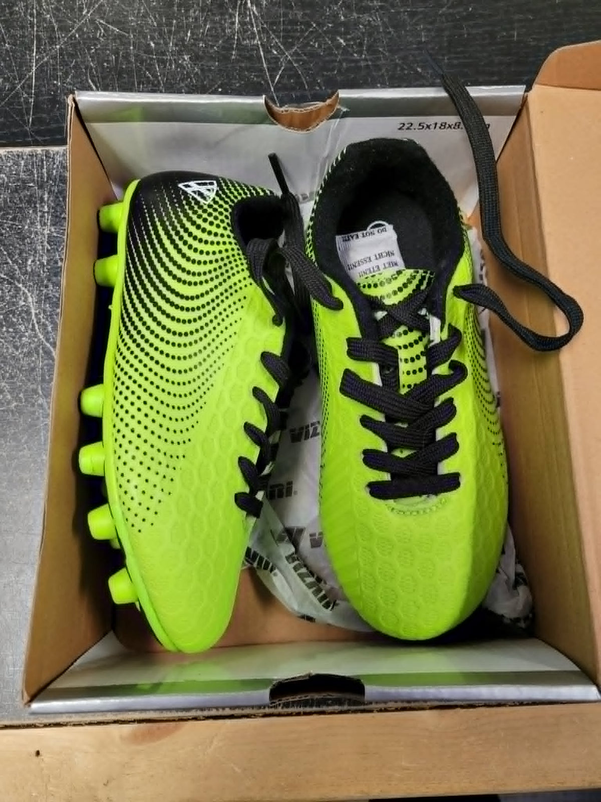Vizari Youth Soccer Cleats – Neon Yellow/Green & Black- New- No Box