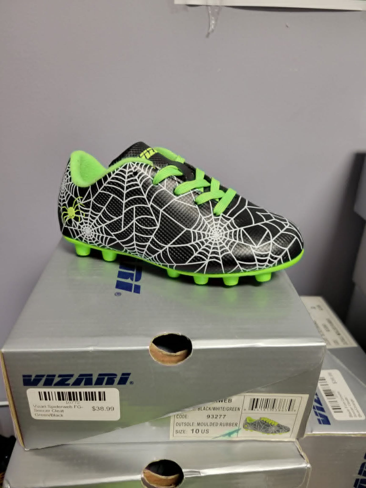 Vizari Youth Soccer Cleats – Black & Green Spider Web Design