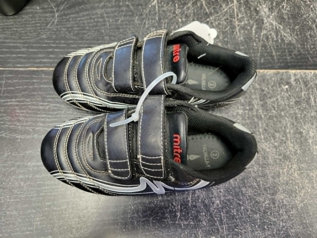 Mitre Soccer Cleat